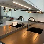 Apartman Modern, Spacious 3 Bedroom With Sea View Málaga