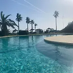 Modern, Spacious 3 Bedroom With Sea View Apartman *