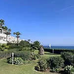 Modern, Spacious 3 Bedroom With Sea View Apartman *