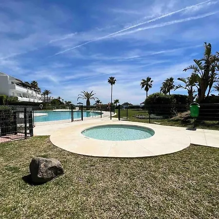 Modern, Spacious 3 Bedroom With Sea View * Malaga
